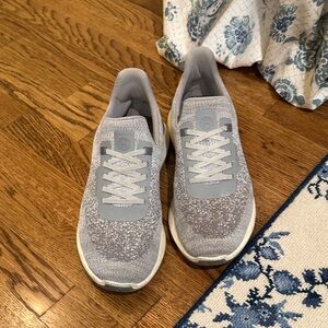 Peter Millar men’s sneakers 11.5